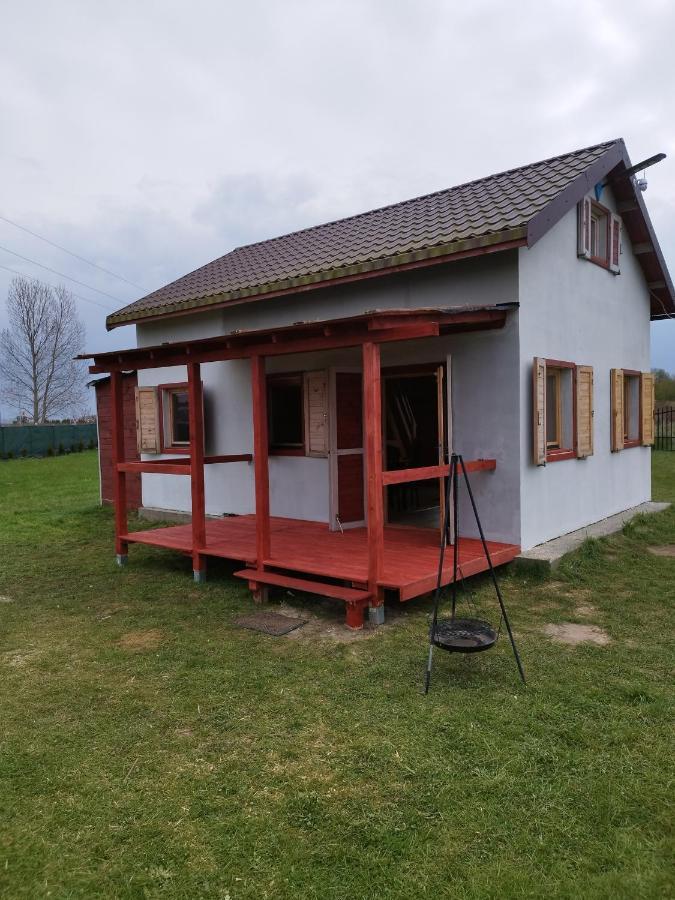 Domek Caloroczny Zastan Exterior photo